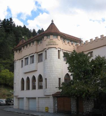 Samokov Hotel | The Castle Hotel