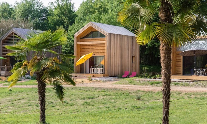 Yenne House | THE CAT'S NESTS - THE SPOTTED WOODPECKER