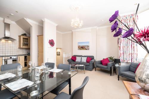 Eastbourne Seafront Apartment | The Cavendish