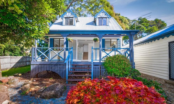 Eagle Heights House | The Cedar Cottage