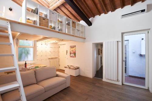 Galluzzo Apartment | The Chianti Rooster Flat