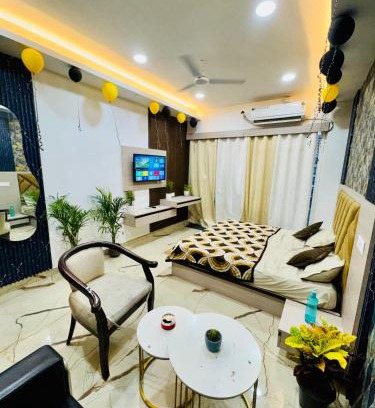 Greater Noida Apartment | The Chic Stay
