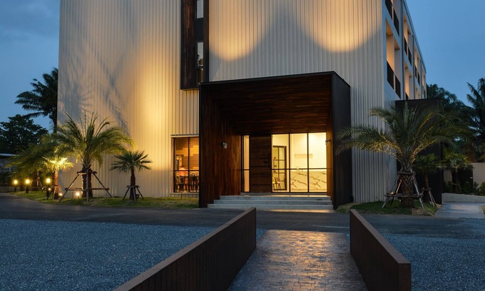 Downtown Krabi Hotel | The Chill at Krabi Hotel