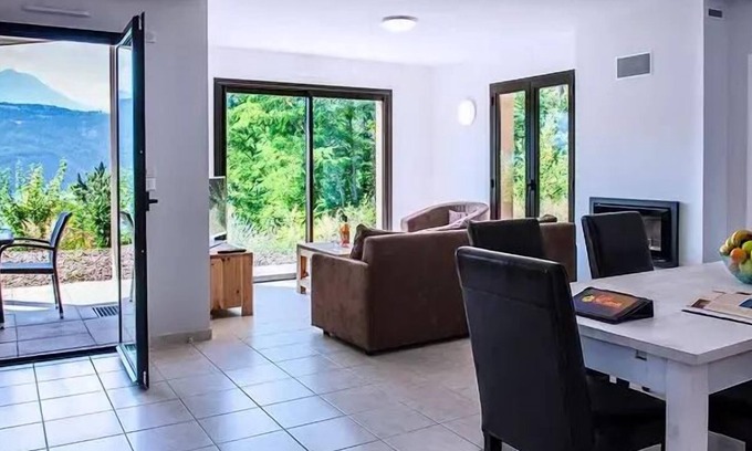 Chorges Apartment | The Clos of the Ecrin du Lac * - 3 Rooms 6 People