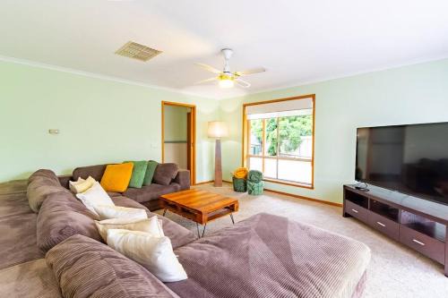 Echuca House | The Clydesdale - Spacious 4 bedroom Home