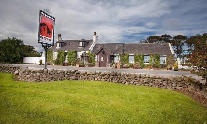 Aberdeen Hotel | The Cock and Bull