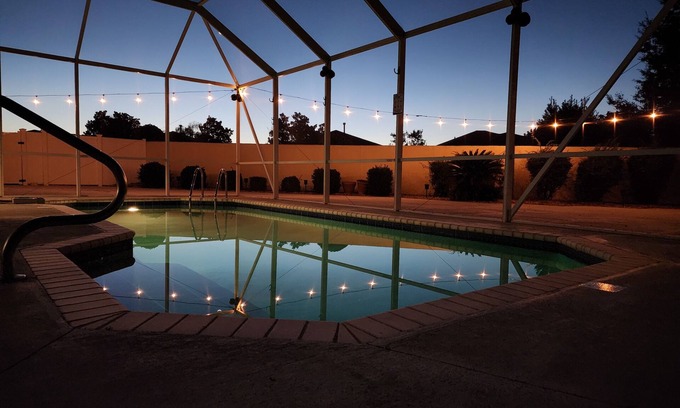 Piedmont House | The Coconut Courtayrd-Private Heated Saltwater Pool-Minutes From Fun-Walk 2 Golf
