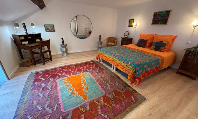 Commarin Apartment | The colors of Commarin 2-bedroom apartment with kitchen.