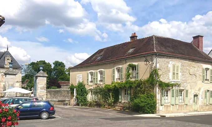 Tanlay House | The Comma of Tanlay