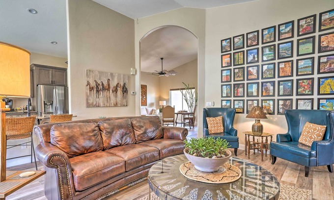 Williamson House | 'The Copper Bed' Home w/ Deck: 10 Mi to Dtwn