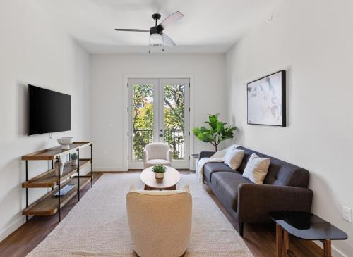 Fort Worth Apartment | The Corbin 1203 - Cowboy Cozy Retreat