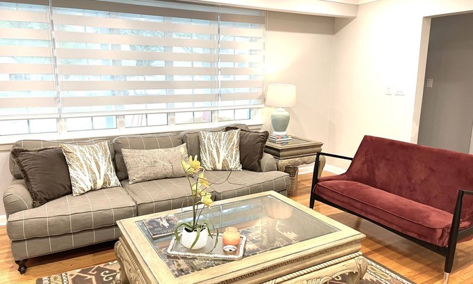 Burlington House | "The Cottage at Spruce" Tranquil, Cozy and Rustic
