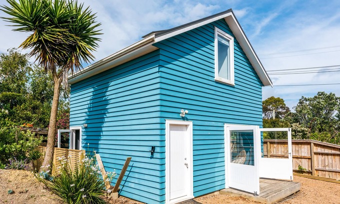 Palm Beach Cottage | The Cottage at Vista at Hauraki | Be My Guest