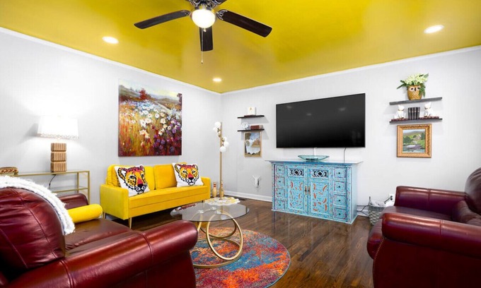 Fortson Apartment | The Cottage Near Columbus` Best Shopping & Dining!