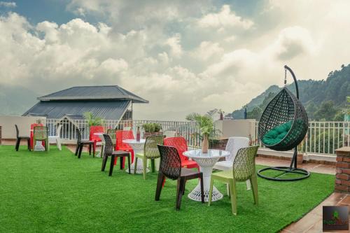Fagu Hotel | The Countryside Retreat I Vacations I Conference I MICE I Family Events I Open Air Terrace I Sky Bonfire I Kufri by Exotic Stays