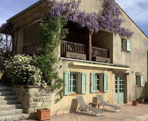Castres House | The Courtyard