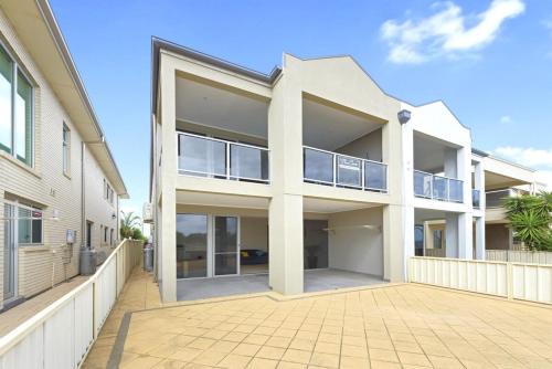Port Hughes House | The Cove
