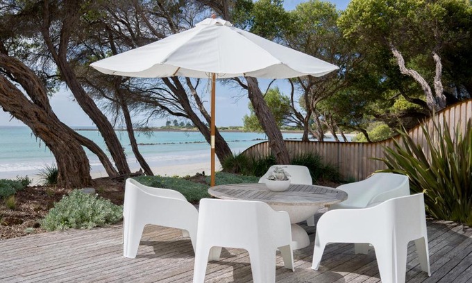 Port Fairy House | The Cove Beach Front Luxury House