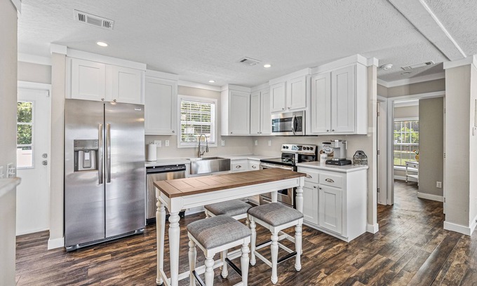 Zephyrhills West House | The Cozy Cabana