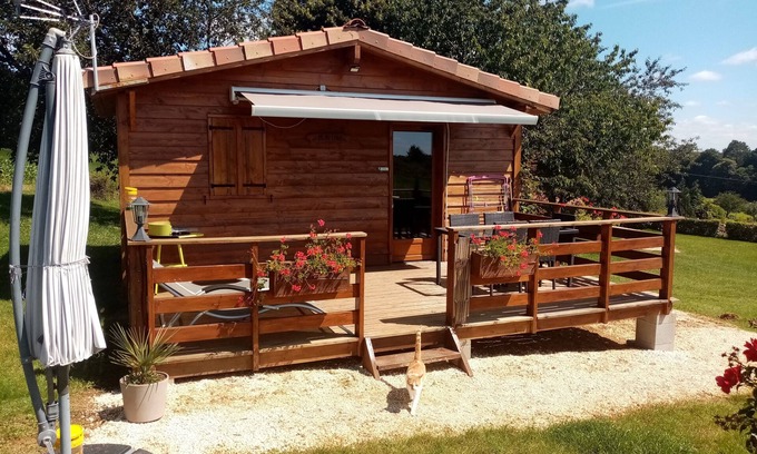 Saint-Genies Ski Chalet | the cozy cottage in black perigord and equipped with air conditioning