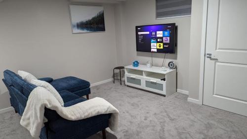 Fort Gary Apartment | The Cozy Oasis