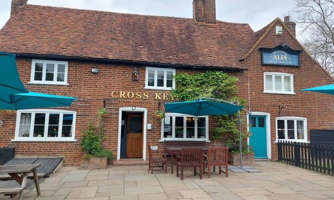 Tea Green Bed & Breakfast | The Cross Keys