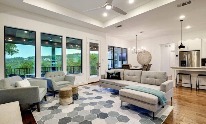 Lakehurst House | The Cross Wind House