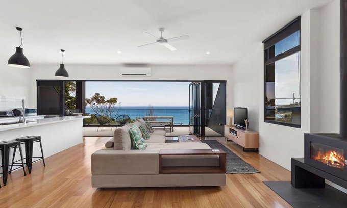 Separation Creek House | The Cube