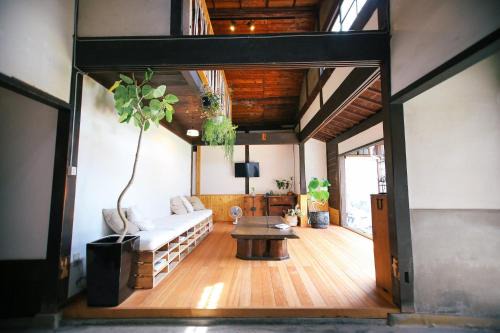 Tanabe House | the CUE