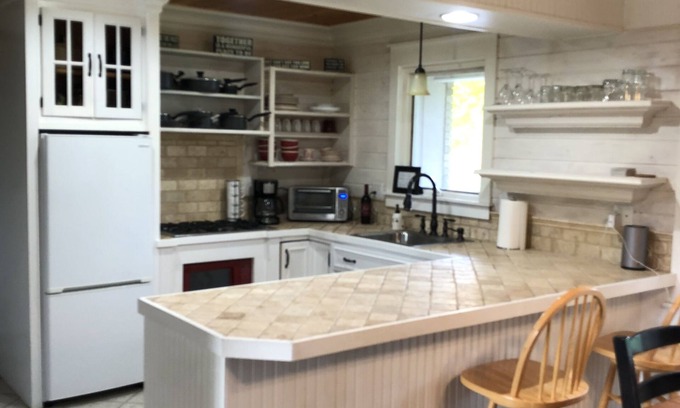 Charlevoix House | The Curtis House, 15 acres. 5 minute drive to downtown Charlevoix. 3BR Sleeps 6