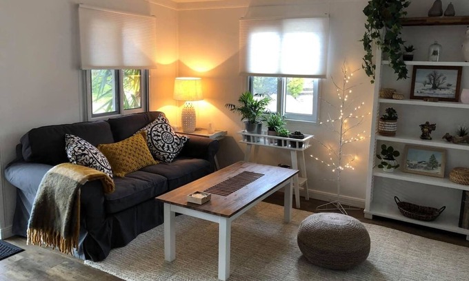 Little Hartley Cabin | The Cwtch - Cosy Home, with Breakfast Basket