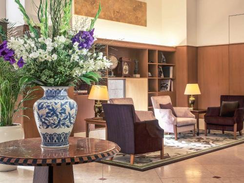 Meieki Hotel | The Cypress Mercure Hotel Nagoya