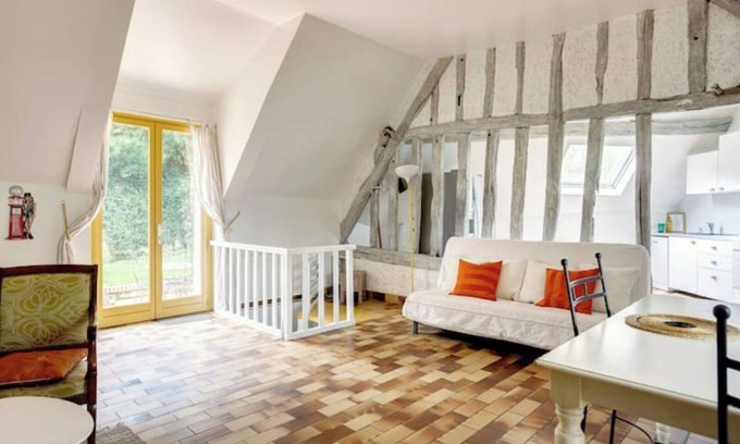 Dannemarie House | The Daffodil Cottage at the Moulin de Dannemarie