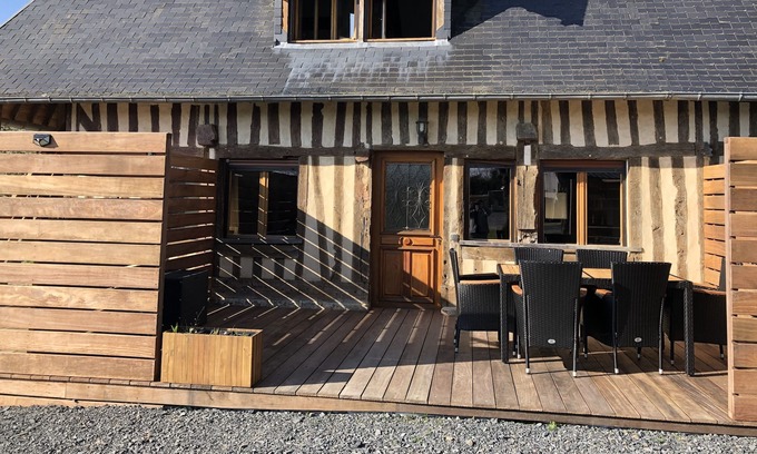 Genneville Cottage | The dairy at the Gîtes du Val Pays de Honfleur