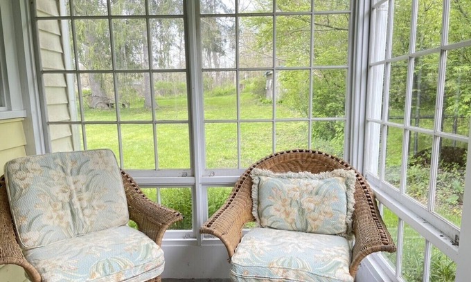 Middle Hope House | The Damien House - A Country Escape where you can hear the creek.