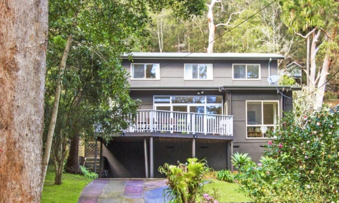 Pearl Beach House | The Deck @ Pearlie - Family Friendly & Wifi included