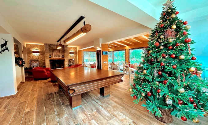 Pontone Bed & Breakfast | The Deer Cabin