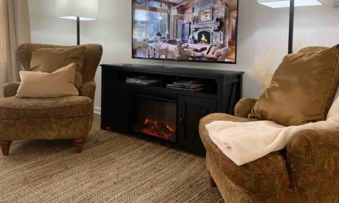Delaware Apartment | The Delaware Spot - 2 BR