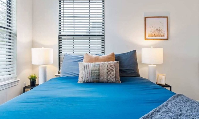 St. Johns House | The DelMar: Spacious North ATX Getaway