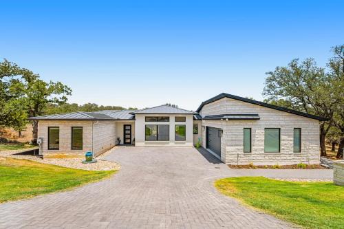 Horseshoe Bay West House | The Desert Rose