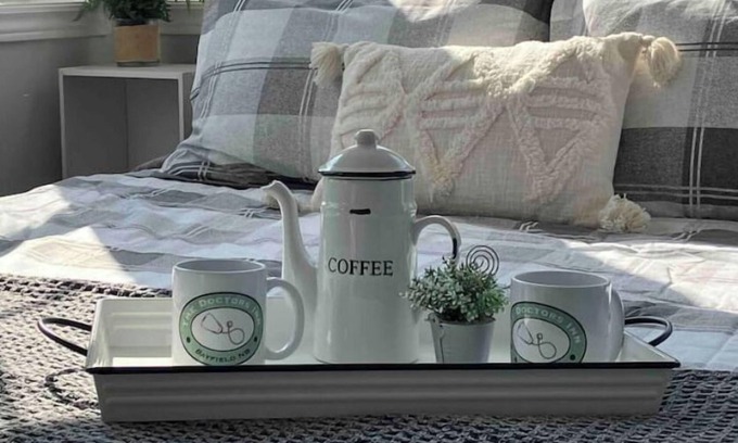 Bayfield Apartment | The Doctors Inn