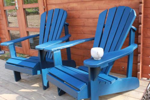 Duncan Other | The Dogwood Cabin - Cowichan Valley Bunkie Glamping