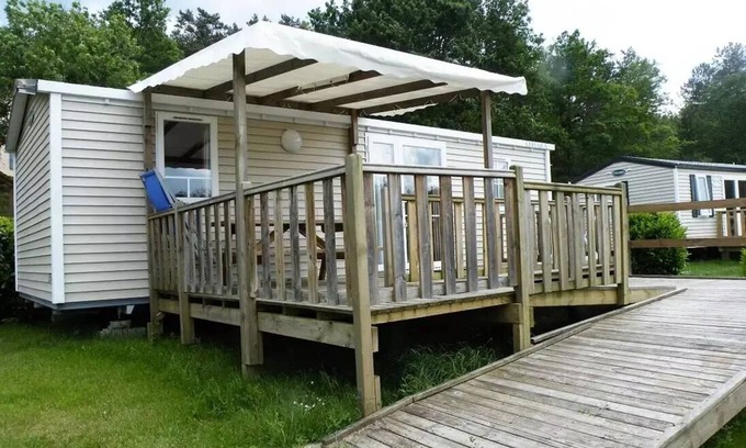 Le Buisson-de-Cadouin House | THE DOMAINE DE PECANY (La Noix de Pecan'y) * - Mobile home for all - AIR CONDITIONED - Suitable for people with reduced mobility 4 to 6 people - 4 people. included in the price