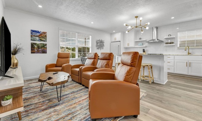College Station Apartment | The Dominion: 2 Bdrm/Walk to A&M/Comfy King Beds