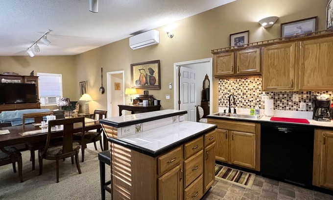 Macon Apartment | The Dose - 2BD/2BA Roommate Style Apartment - Near Lake Tobesofkee