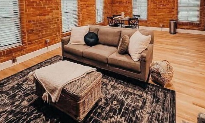 Ennis Apartment | The Downtown Ennis Loft