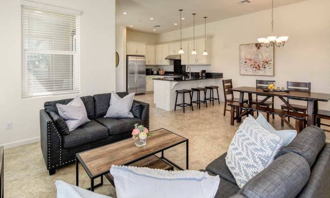 North Natomas House | The Dream on Natomas