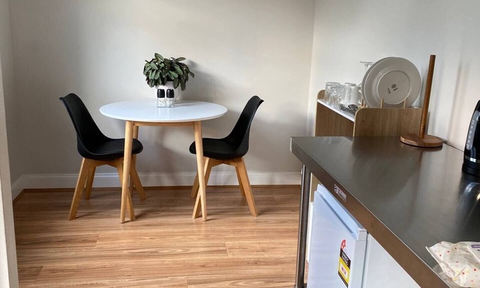 West Launceston Apartment | The Duke of West Launceston