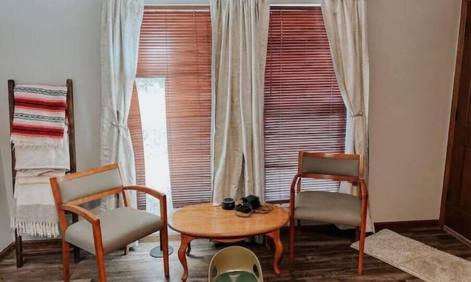 Manhattan Apartment | The Duplex, 1706 Rock Hill Road