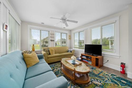 Cherry Valley House | The Duskywing - 44 Meadow View